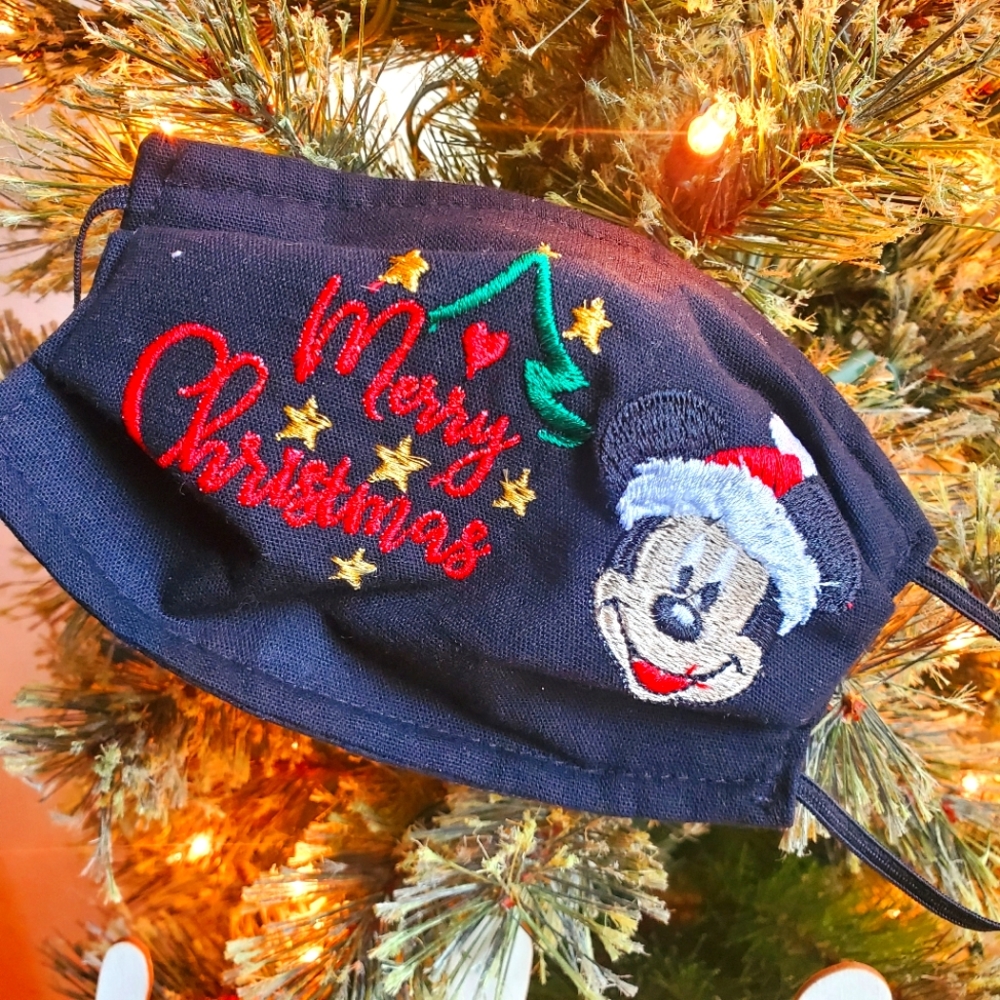 Mickey Mouse Merry Christmas Mask